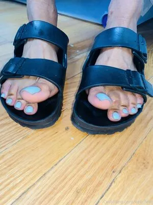 Vee Feet OnlyFans Leaked Free Thumbnail Picture - #DRpRjFpz8n