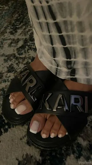 Vee Feet OnlyFans Leaked Free Thumbnail Picture - #moWbS9ihFE