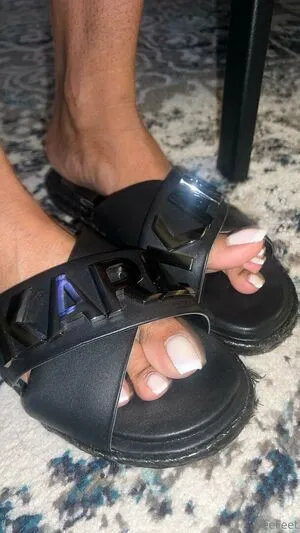Vee Feet OnlyFans Leaked Free Thumbnail Picture - #oa0yl6VseL