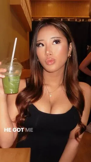 Veeliette OnlyFans Leaked Free Thumbnail Picture - #95doAD5UrZ