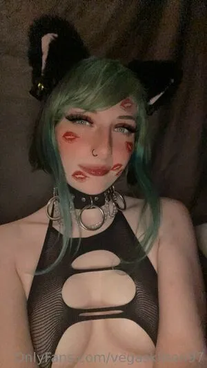 Vegaskitten97 OnlyFans Leaked Free Thumbnail Picture - #7Bx8Vl8YZw