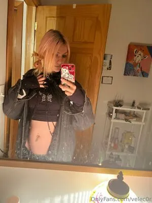 Velec0r OnlyFans Leaked Free Thumbnail Picture - #1KDeGIRLca