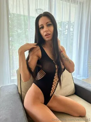 Velilove1 OnlyFans Leaked Free Thumbnail Picture - #6IVzue5I5s