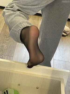 Vellari_feet OnlyFans Leaked Free Thumbnail Picture - #Om2JZxGhfd