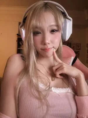 Vellezy OnlyFans Leaked Free Thumbnail Picture - #QbWNkIQE9R