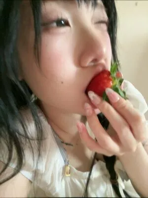 Vellezy OnlyFans Leaked Free Thumbnail Picture - #SrXuvgoj14