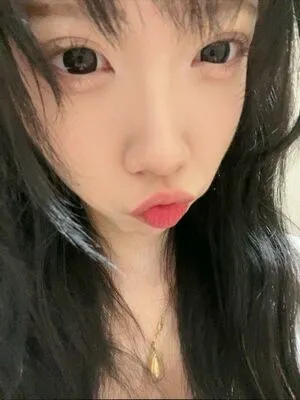 Vellezy OnlyFans Leaked Free Thumbnail Picture - #fPmWomXIPN