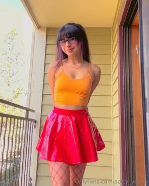 Velma Daphne Cosplay OnlyFans Leaked Free Thumbnail Picture - #Q648jTK4rN