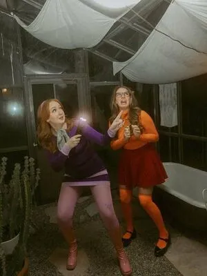 Velma Daphne Cosplay OnlyFans Leaked Free Thumbnail Picture - #lROssGSDXL