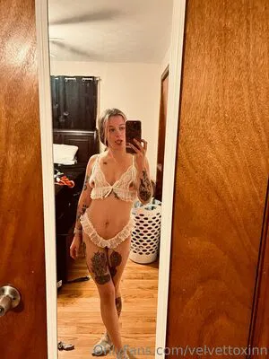 Velvettoxinn OnlyFans Leaked Free Thumbnail Picture - #XTli2Or1R4