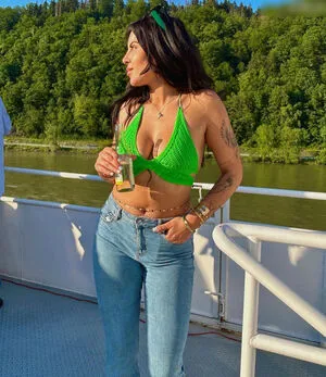 Vendewaa OnlyFans Leaked Free Thumbnail Picture - #1RCDGrtAuM