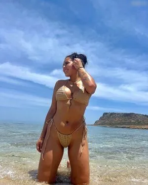Vendewaa OnlyFans Leaked Free Thumbnail Picture - #85bPKD3oQA