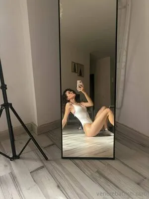 Venere Battisti OnlyFans Leaked Free Thumbnail Picture - #yyIcn5bw4e