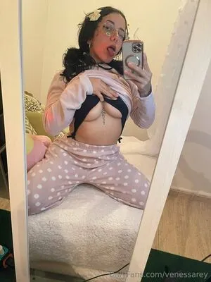 Venessarey OnlyFans Leaked Free Thumbnail Picture - #UayNqv54Zk