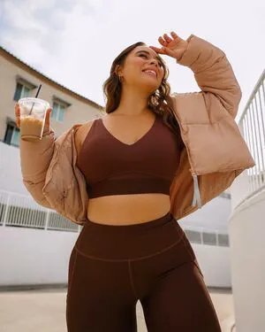 Venezia Cruz OnlyFans Leaked Free Thumbnail Picture - #8TNNmSFqoQ
