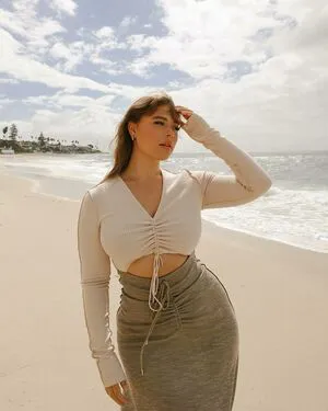 Venezia Cruz OnlyFans Leaked Free Thumbnail Picture - #AHA0CIdzPk