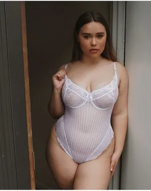 Venezia Cruz OnlyFans Leaked Free Thumbnail Picture - #huWsNsscdI