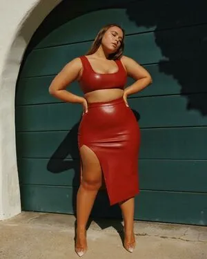 Venezia Cruz OnlyFans Leaked Free Thumbnail Picture - #tOHP8ZsBM6