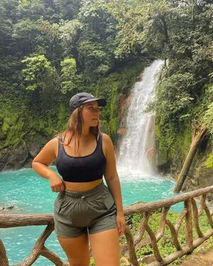 Venezia Cruz OnlyFans Leaked Free Thumbnail Picture - #tpqIyEpiLf