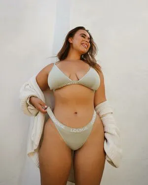 Venezia Cruz OnlyFans Leaked Free Thumbnail Picture - #zCOwiqCTDF