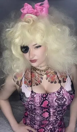 Venom Wifey OnlyFans Leaked Free Thumbnail Picture - #xHVFJ2fs9l