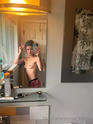 venus_kittyxo OnlyFans Leaked Free Thumbnail Picture - #9u8jvaFgvv