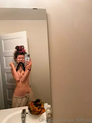 venus_kittyxo OnlyFans Leaked Free Thumbnail Picture - #hSoGSZRF3A