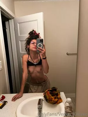 venus_kittyxo OnlyFans Leaked Free Thumbnail Picture - #wjC9fWQSOE
