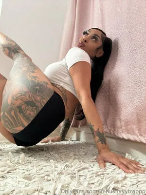 Venusflyyytrappp OnlyFans Leaked Free Thumbnail Picture - #VFTtcQ4aOD