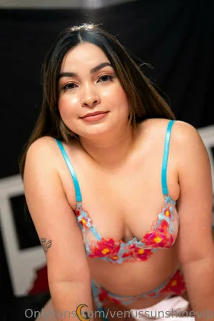 Venussunshinevip OnlyFans Leaked Free Thumbnail Picture - #yIH3Ro0AdD