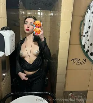 Venussweetdream OnlyFans Leaked Free Thumbnail Picture - #AgqLgs5eVT