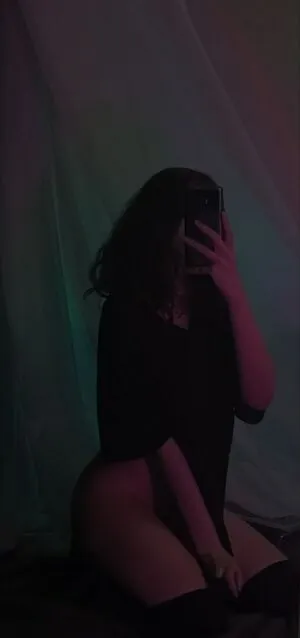 Veon OnlyFans Leaked Free Thumbnail Picture - #0XGlon95MS