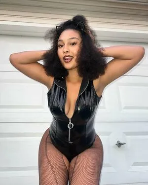 Veondremitchell OnlyFans Leaked Free Thumbnail Picture - #FePg4ScG0D