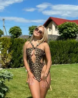 Verbaaa Verbaaa OnlyFans Leaked Free Thumbnail Picture - #wcmF3K4CWu