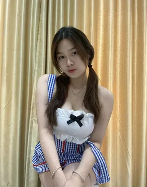 Verllyaling OnlyFans Leaked Free Thumbnail Picture - #mgCLEfPUIF