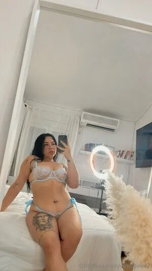 Verolovev2 OnlyFans Leaked Free Thumbnail Picture - #5d9iUX1NLe