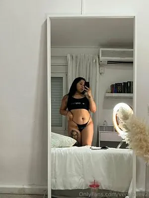 Verolovev2 OnlyFans Leaked Free Thumbnail Picture - #6YdoQ5Drzl