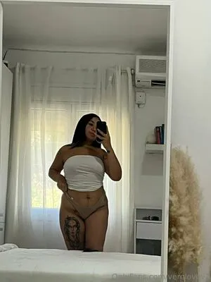 Verolovev2 OnlyFans Leaked Free Thumbnail Picture - #VjySADZyOF