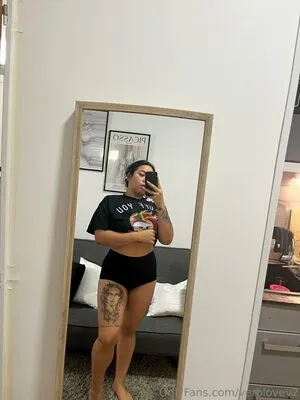 Verolovev2 OnlyFans Leaked Free Thumbnail Picture - #j1XMx6B413