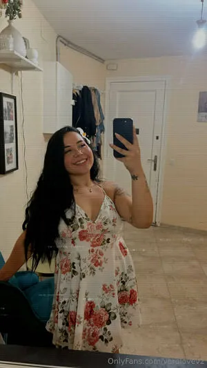 Verolovev2 OnlyFans Leaked Free Thumbnail Picture - #m658HtacM4