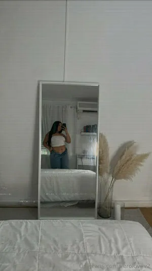 Verolovev2 OnlyFans Leaked Free Thumbnail Picture - #w8Tig0UvvG