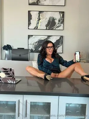 Veronica Avluv OnlyFans Leaked Free Thumbnail Picture - #CSk4HXDyrV