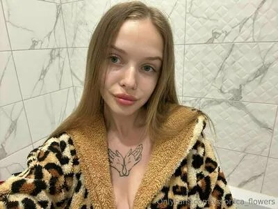 Veronica Flowers OnlyFans Leaked Free Thumbnail Picture - #NonVH02XVz