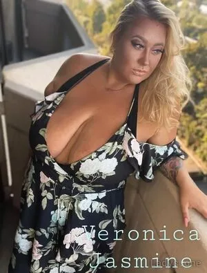 Veronica Jasmine OnlyFans Leaked Free Thumbnail Picture - #0BKENmSEI4