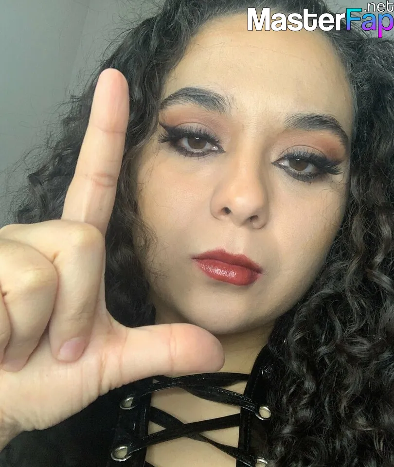veronica-xo