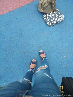 Veronicasanders OnlyFans Leaked Free Thumbnail Picture - #hqeyW9o843