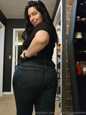 Veronicasteamfree OnlyFans Leaked Free Thumbnail Picture - #Mf2964PN3j