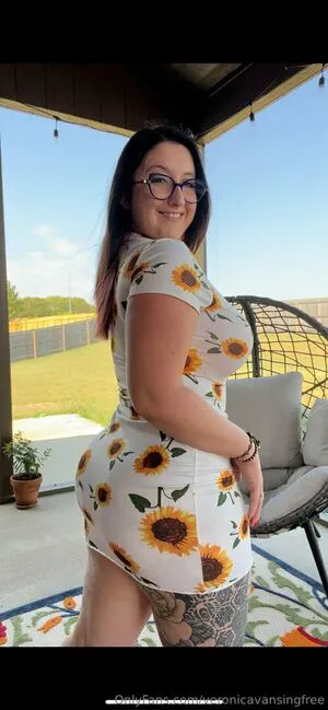 Veronicavansingfree OnlyFans Leaked Free Thumbnail Picture - #D7tyOAkrqj