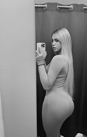 Veronika Fox OnlyFans Leaked Free Thumbnail Picture - #7Qgp5bzdM1