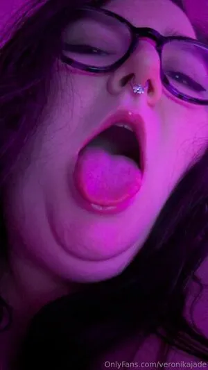 Veronikajade OnlyFans Leaked Free Thumbnail Picture - #0zTgVNif6t